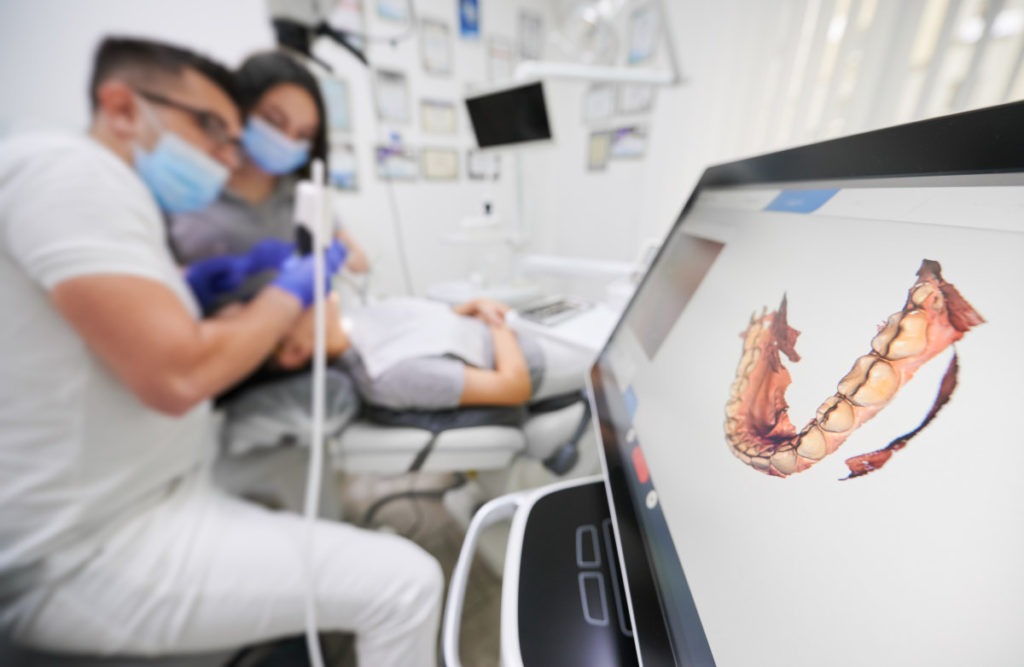 4 Advantages Of Digital Dentures & How It Lets Us Serve You Better