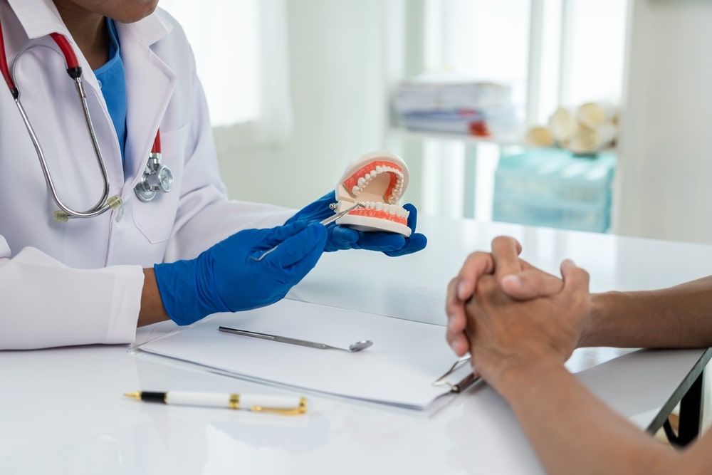 What is The Difference Between Suction Dentures and Regular Dentures?
